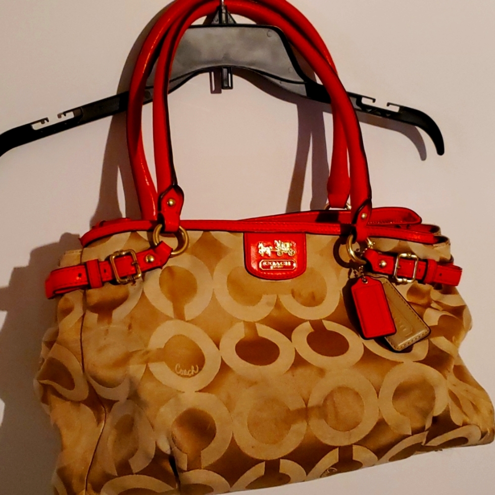 Coach Signature  Series Hand Bag with dust bag small nessisity bag .